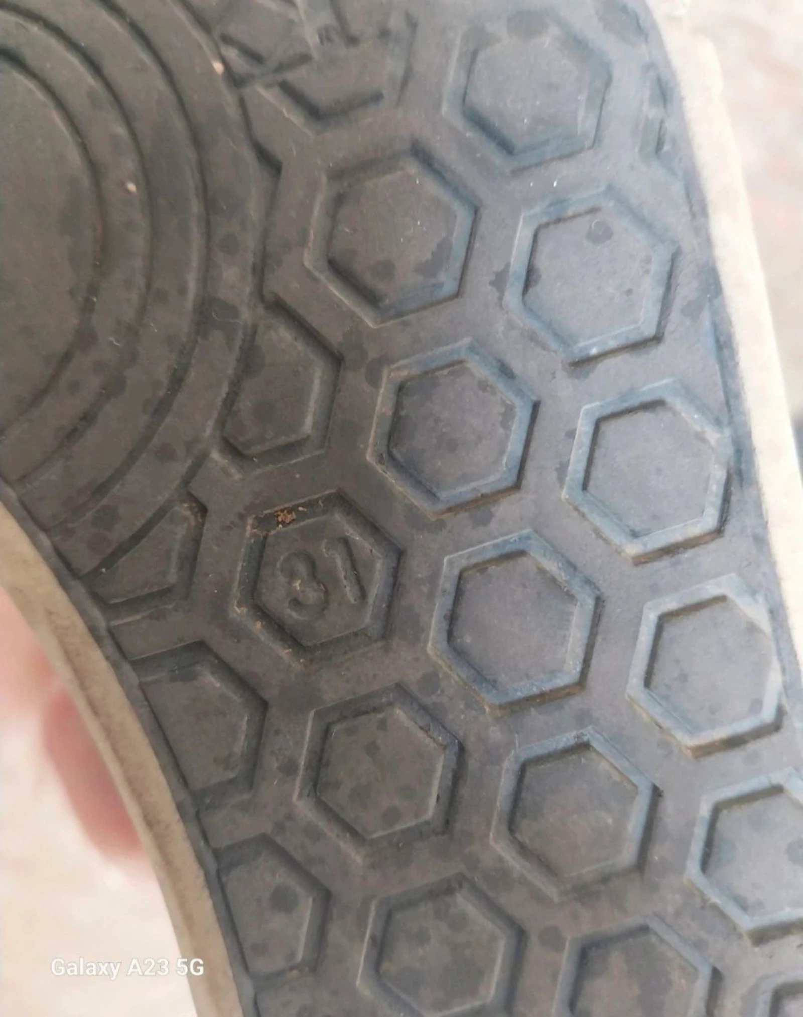 Tênis GBB – photo 3